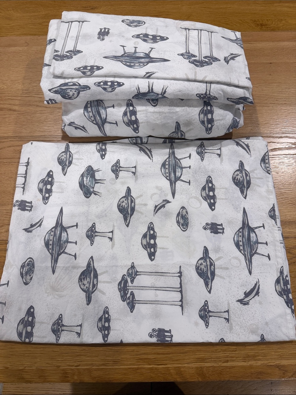 Pottery Barn Full sized Completed sheet sheet set
